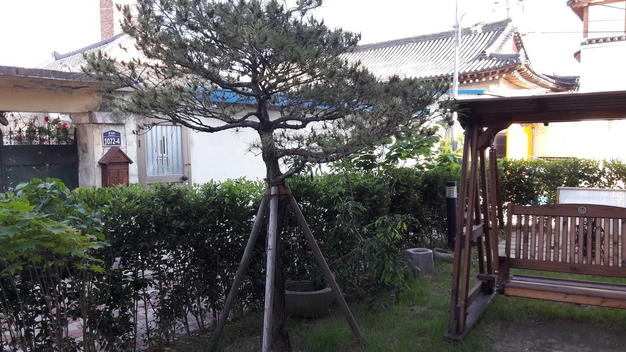 Отель Hwangnam Gotaek Keumseulchae Кёнджу Экстерьер фото