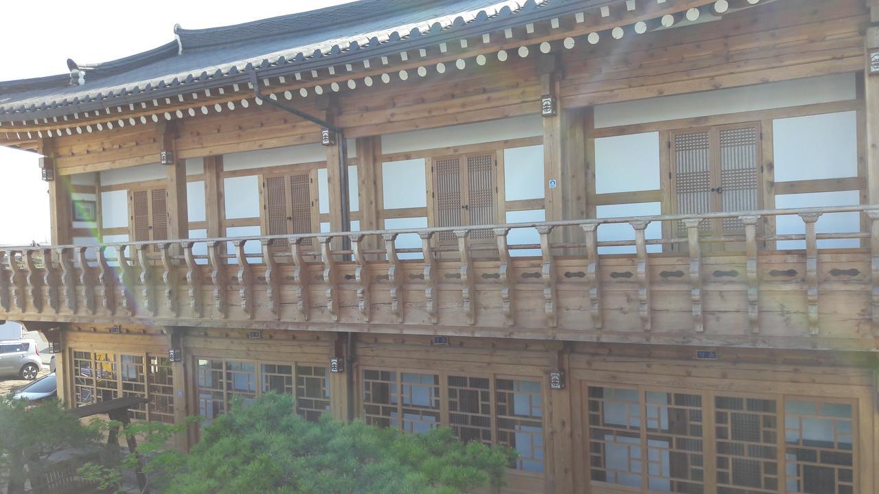 Отель Hwangnam Gotaek Keumseulchae Кёнджу Экстерьер фото